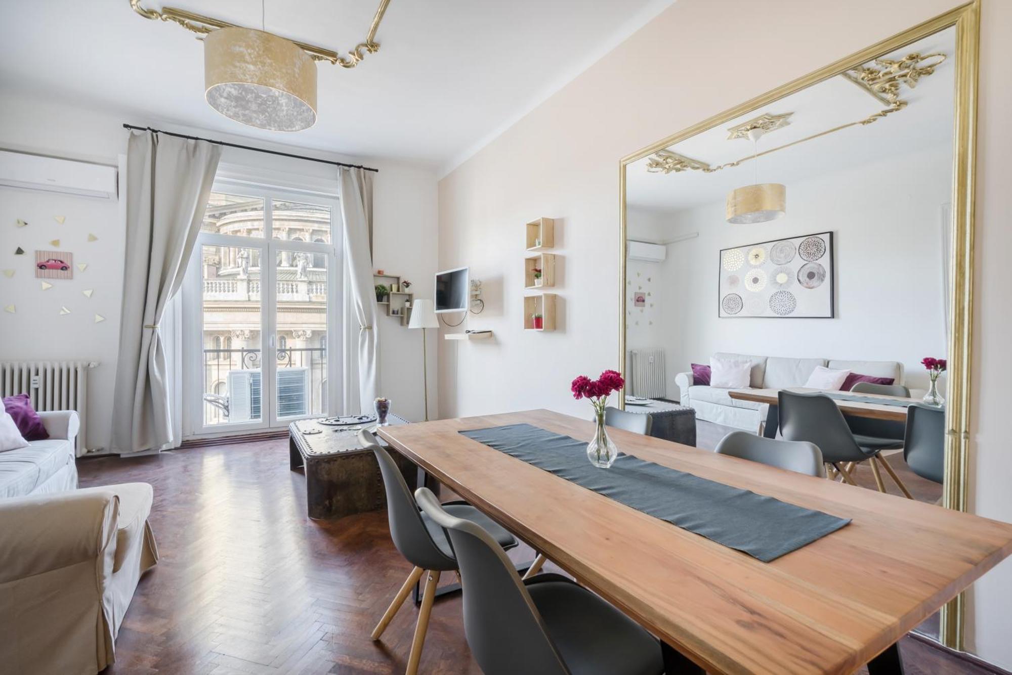 Luxury Basilika Breathless View-need Reservation For Free Parking Apartamento Budapest
