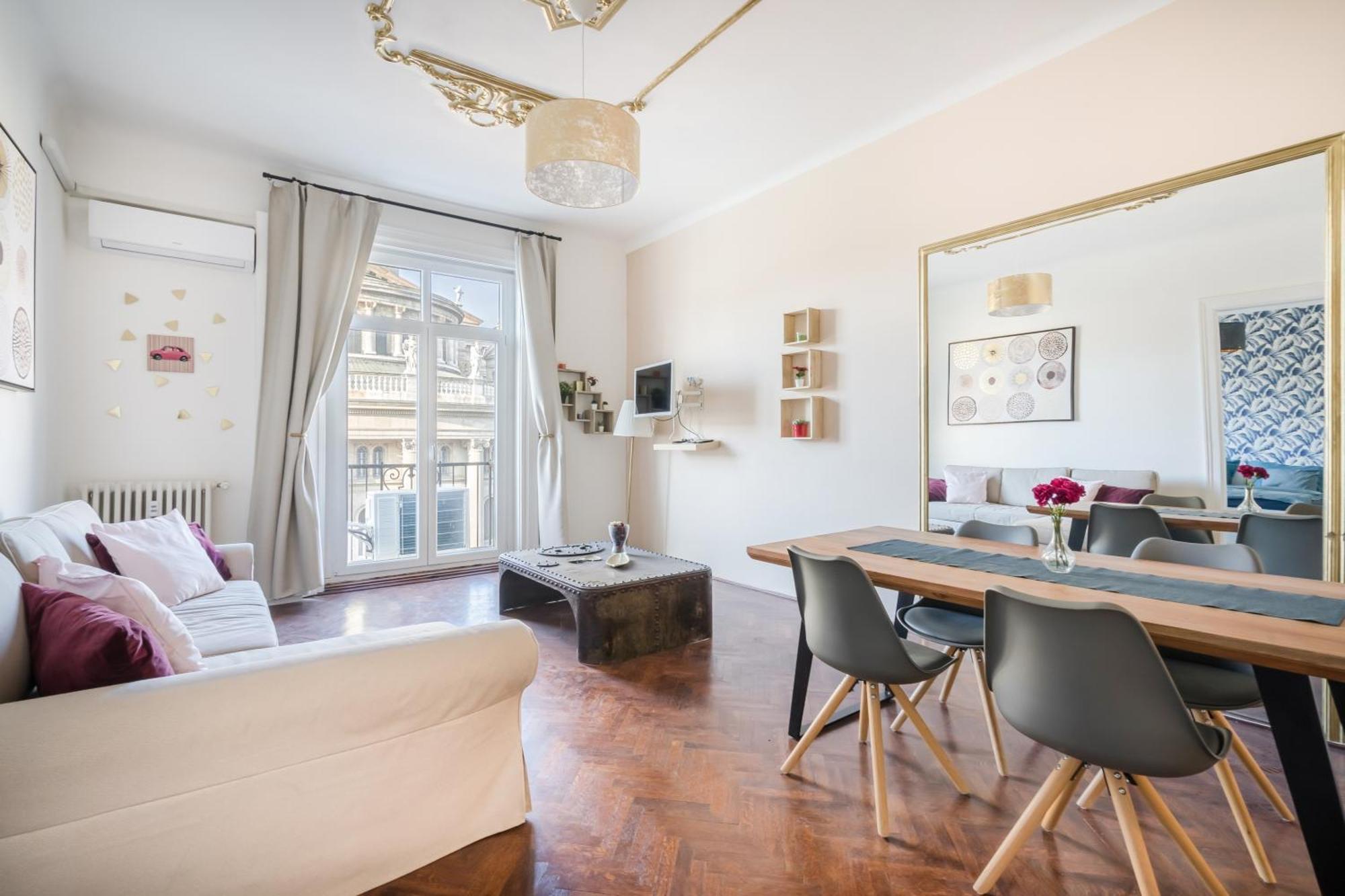 Luxury Basilika Breathless View-need Reservation For Free Parking * Budapest