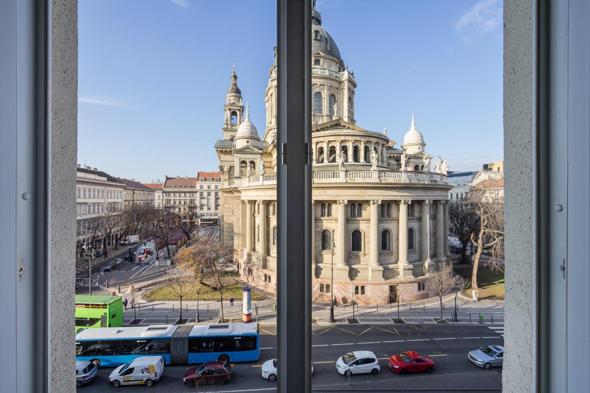 Luxury Basilika Breathless View-need Reservation For Free Parking Apartament Budapesta